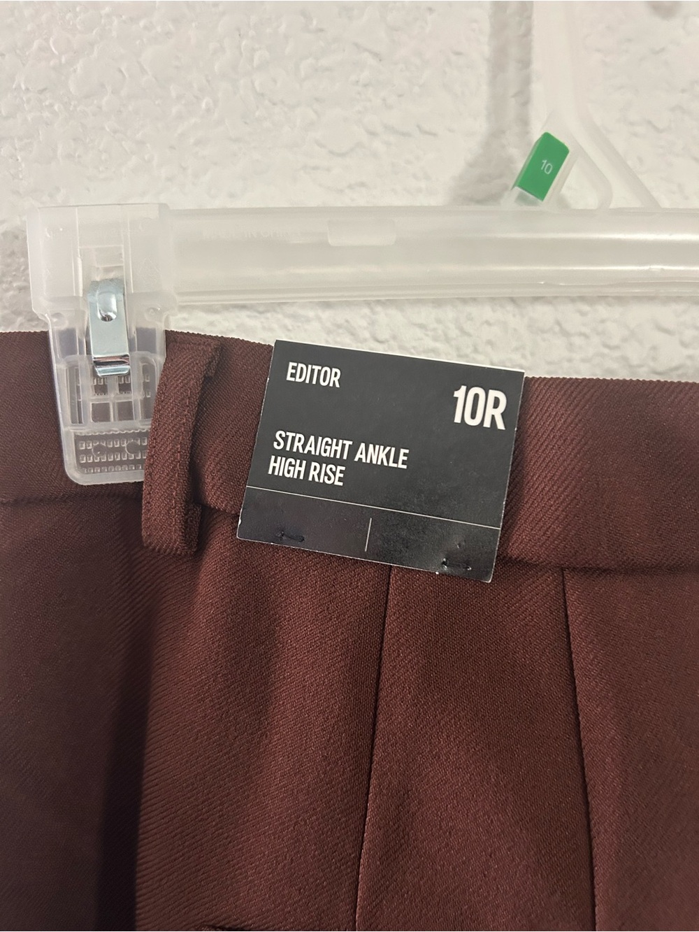 NWT Express Women's High-Rise Tapered Trousers — Deep Wine - Picture 2 of 4